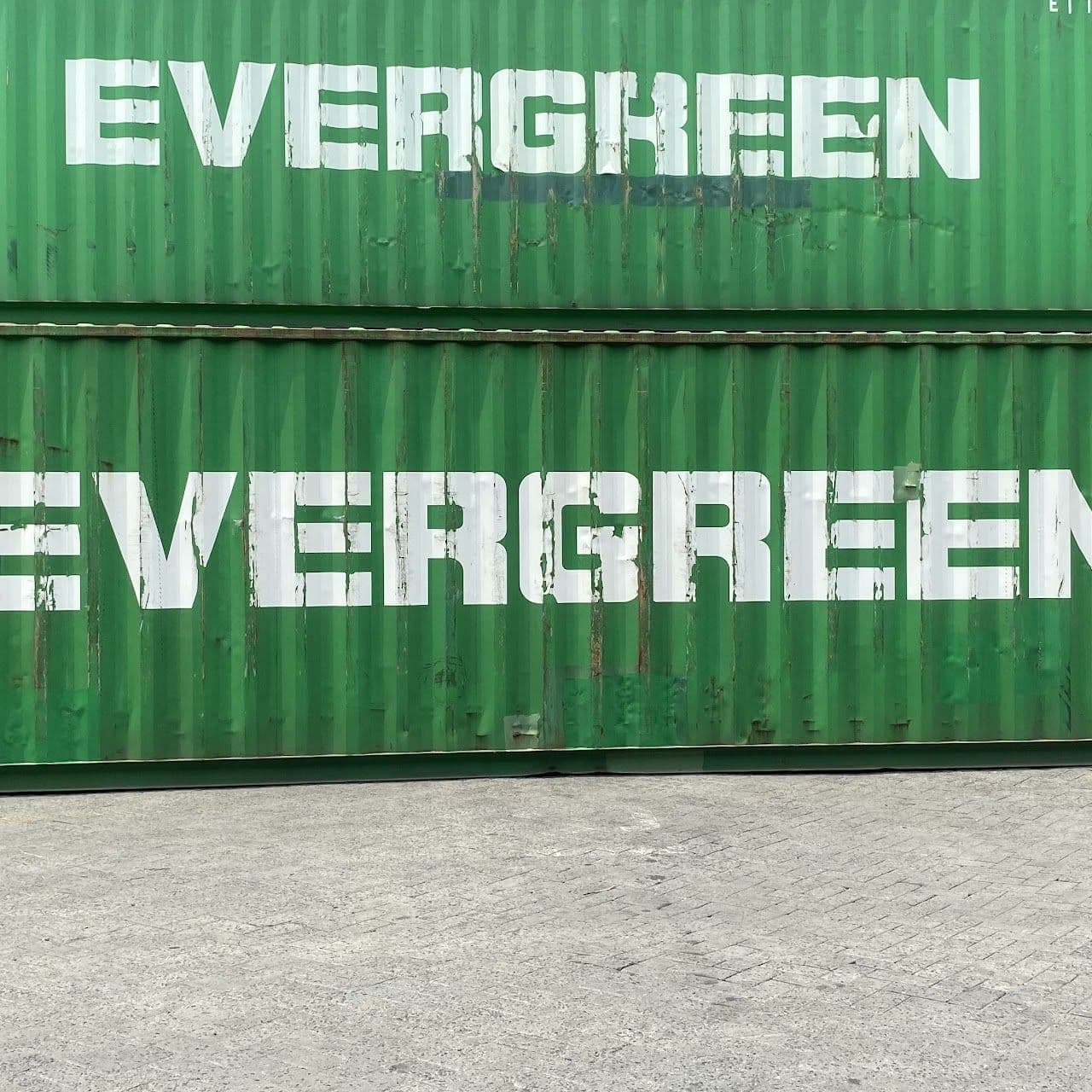 Container 40 ft dry hijau